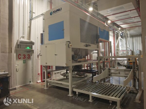 bag emptying machine for pallet